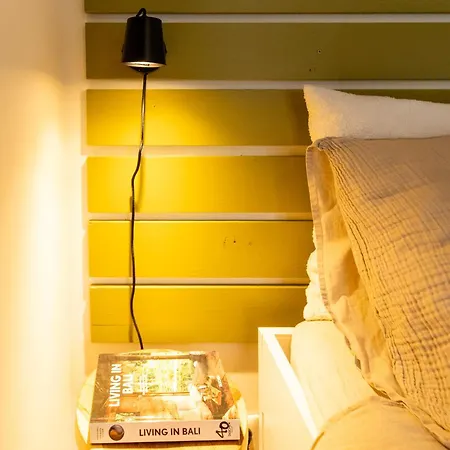 Loom - Modern In The Woods Chalet