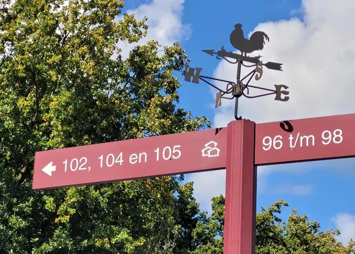 Loom - Modern In The Woods Alpstuga *