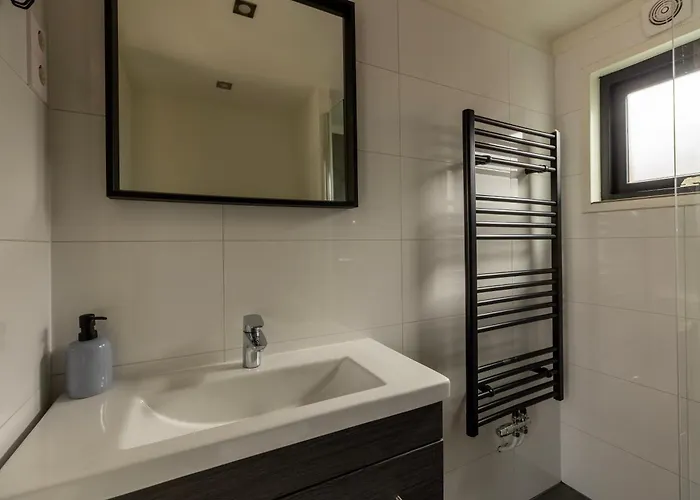 Loom - Modern In The Woods Alpstuga Putten